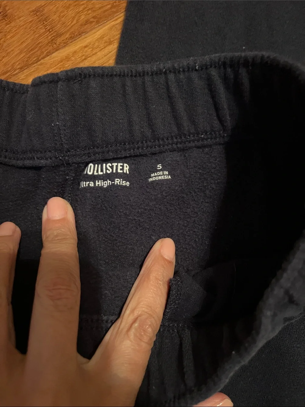 Hollister Black Wide-Leg Kids Sweatpants with '97 Detail